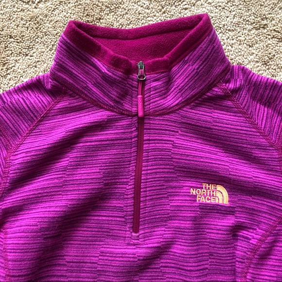 The North Face Novelty Glacier 1/4 Zip Fleece - Picture 2 of 5